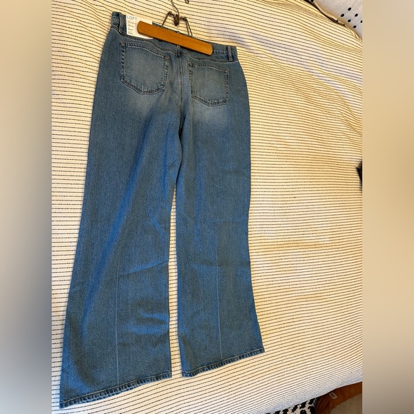 Loft High rise wide leg jeans in authentic Mid indigo wash. - Picture 9 of 10